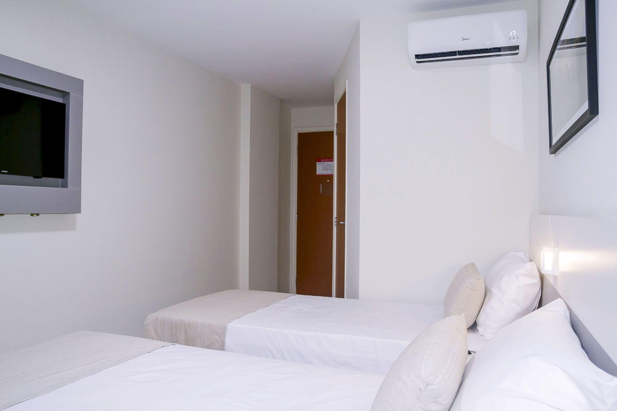 Bristol Easy Uba Hotel Luaran gambar